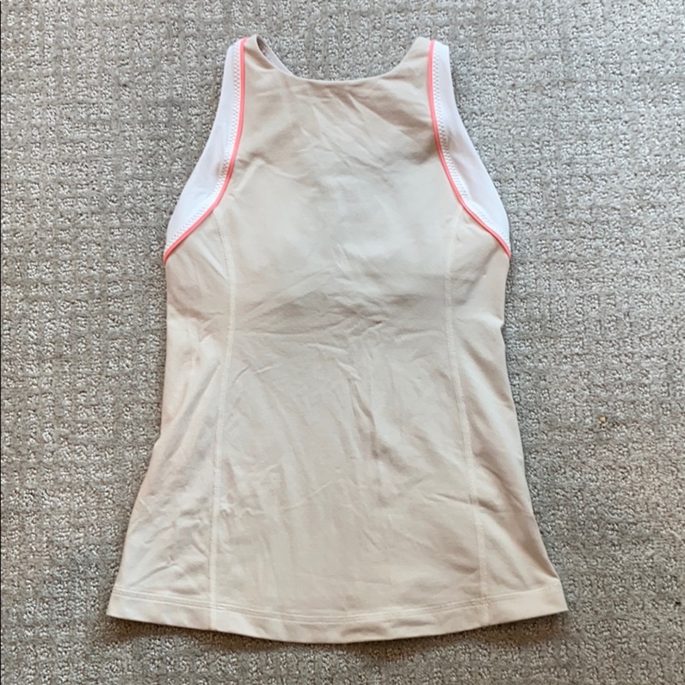 Lululemon Halter w. Built in Bra